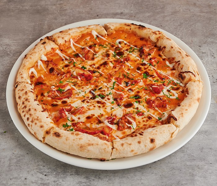 Butter Chicken Pizza